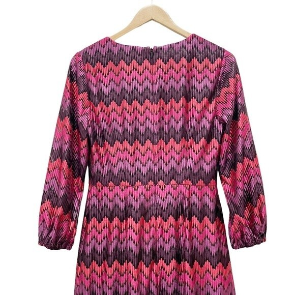 Trina Turk Nicole Dress Shimmer Embroidered Chevron Midi Dress Size Small 4/6 - Picture 11 of 13